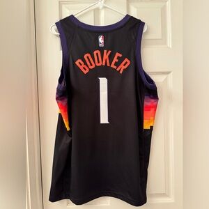 Phoenix Suns Devin Booker Men’s Swingman Jersey